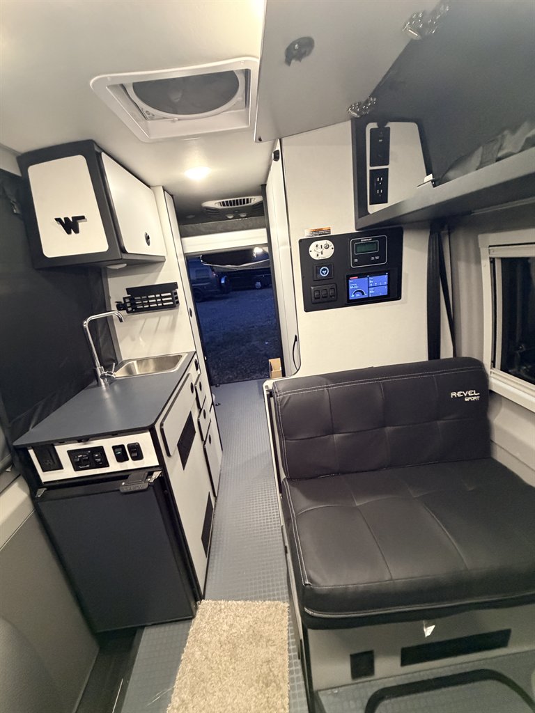 2015 Mercedes-Benz Sprinter Cab Chassis Base - Photo 6