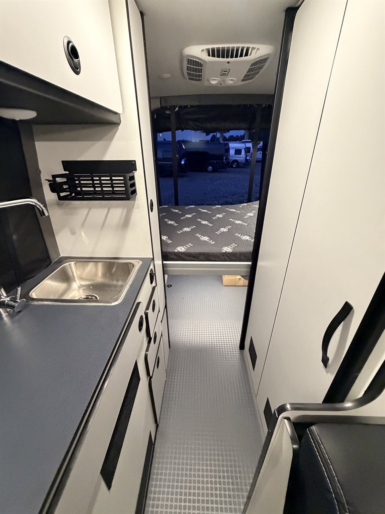 2015 Mercedes-Benz Sprinter Cab Chassis Base - Photo 7